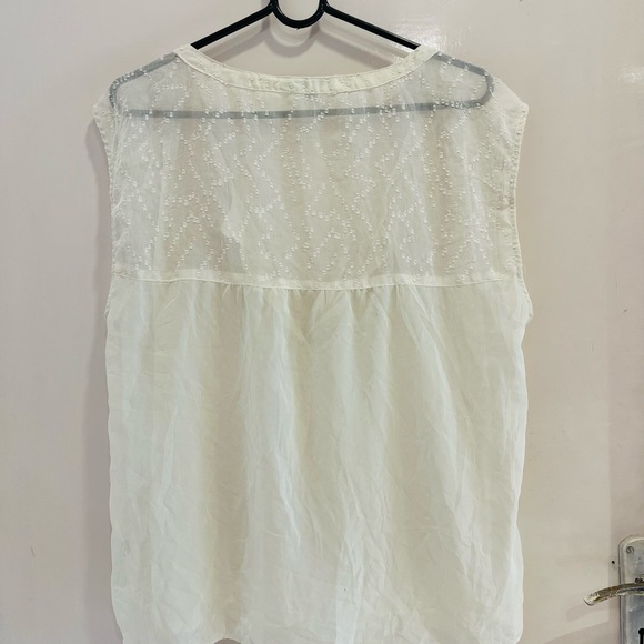 American eagle Off white georgette top - Picture 15 of 16